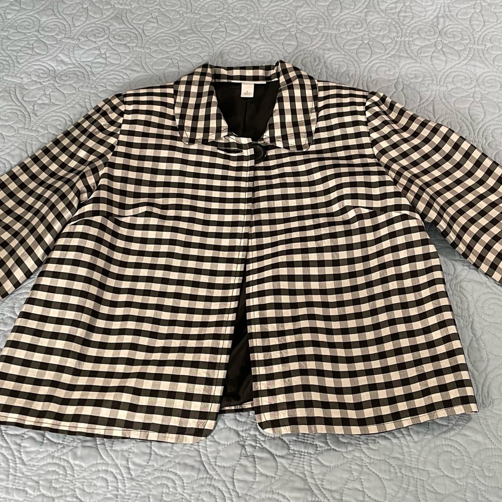 Vintage Dress Barn silk black and cream gingham jacket. Size small.